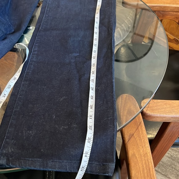 Hugo Boss Jeans - Picture 9 of 10